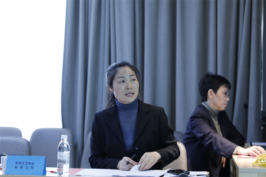 万象城(中国)地板研发检测部总监喻立春